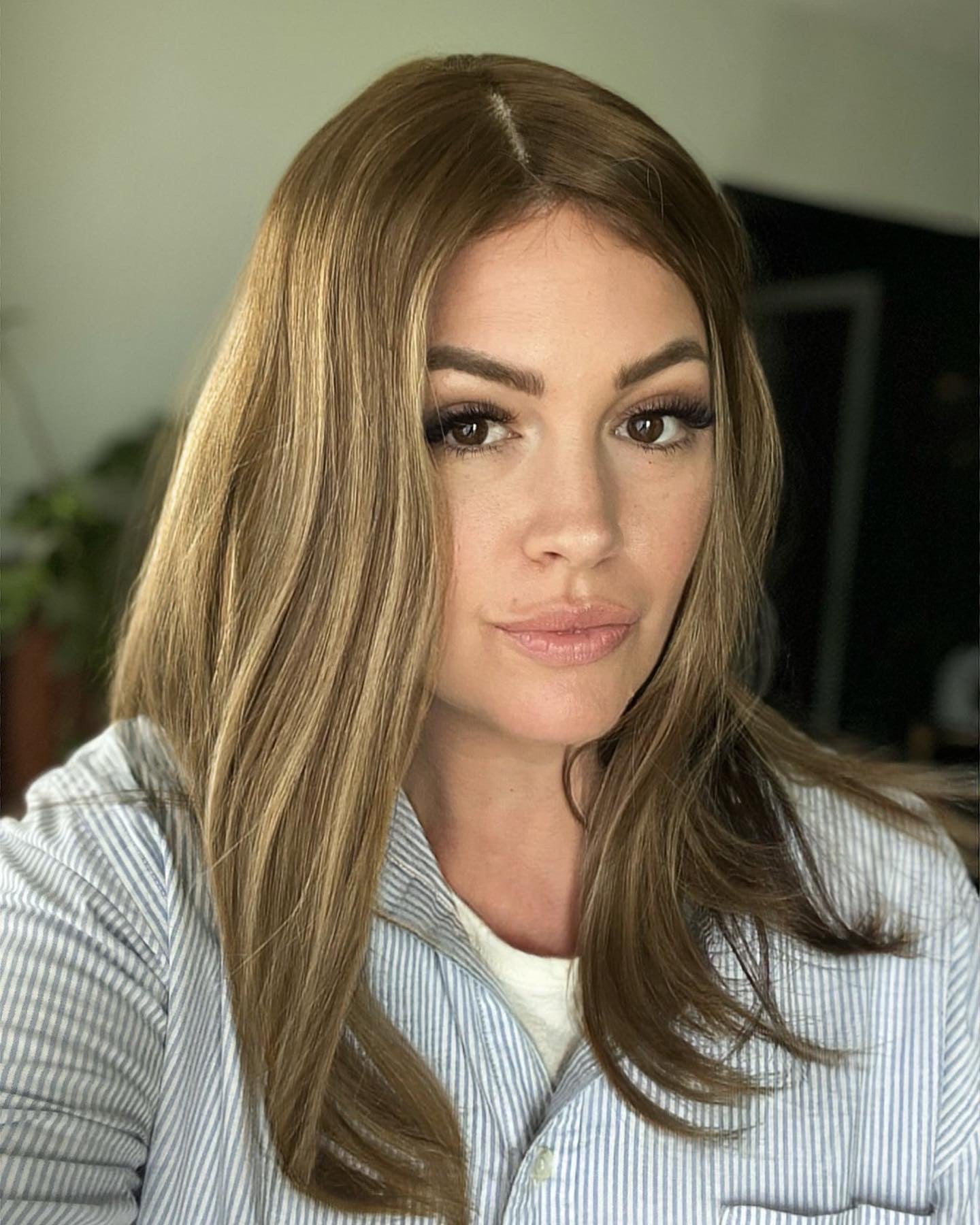 Honey Caramel 16-17 Inches Topper