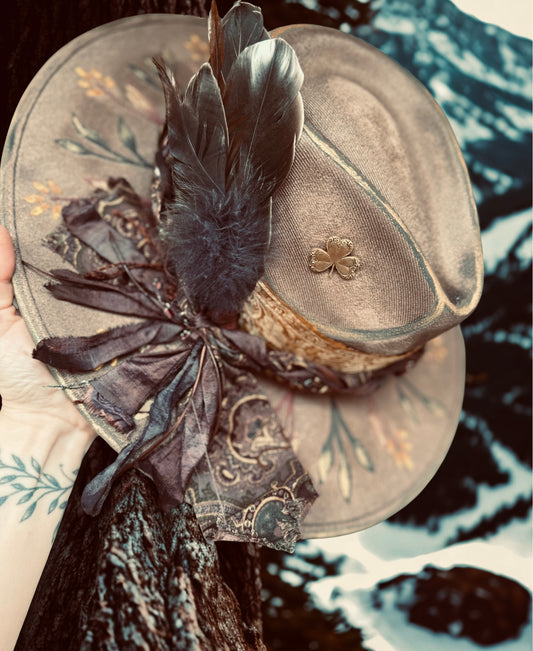 Rebel (READY TO SHIP)