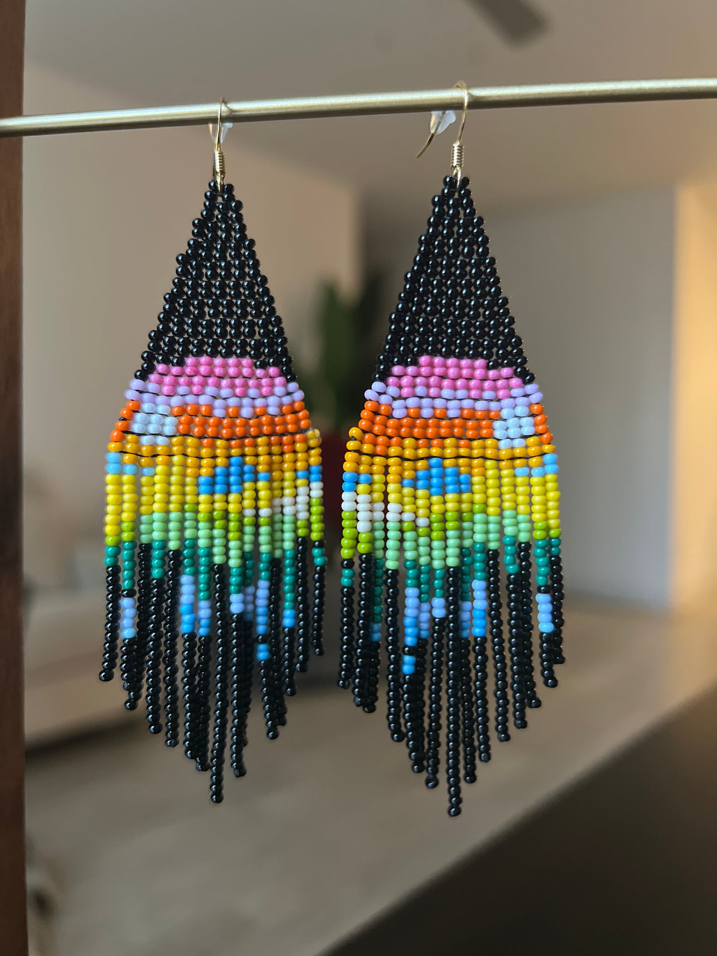 Going out 80’s Seed Bead Earrings