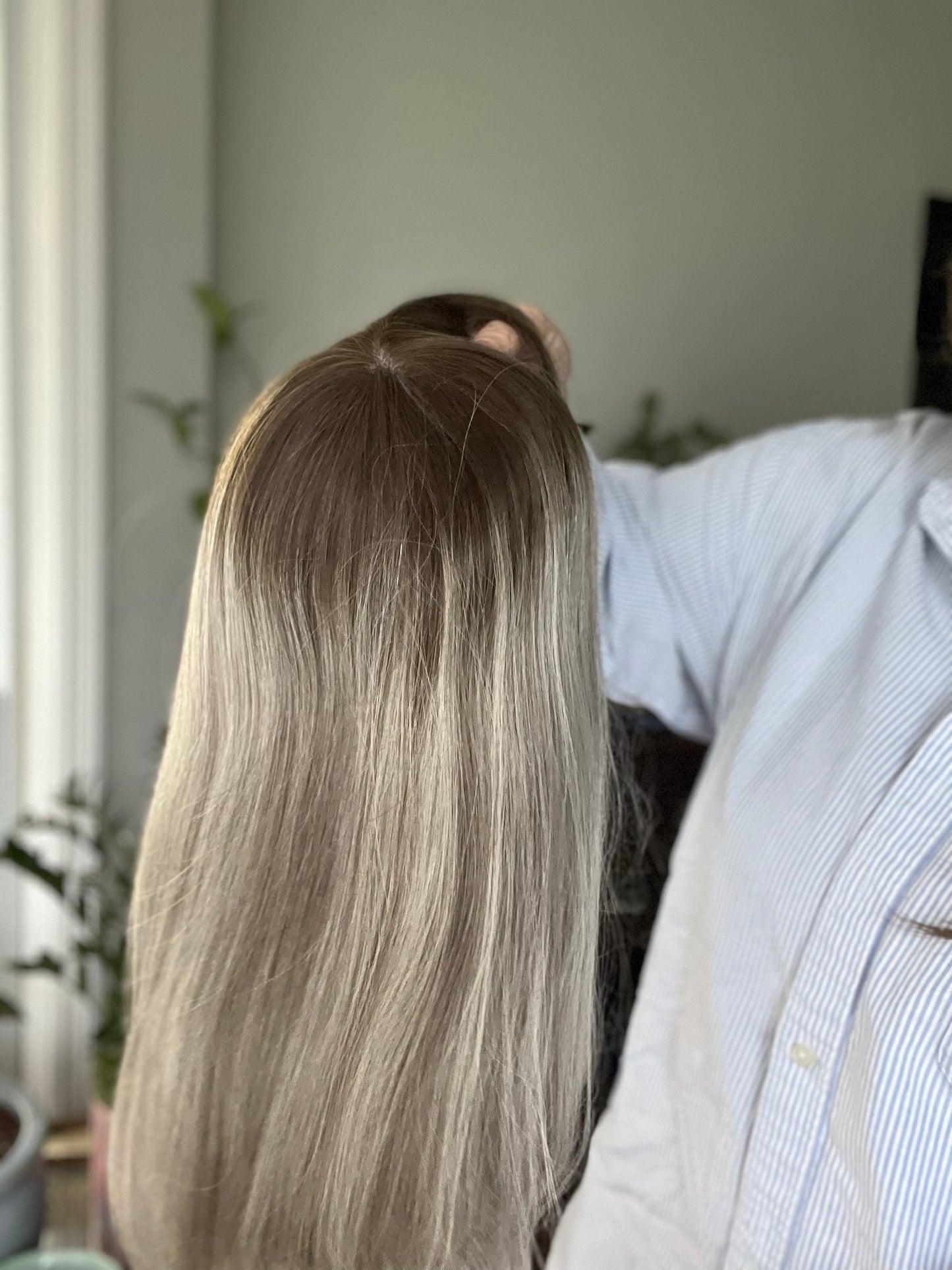 Icy Blonde Smudged Natural Root Topper 19-20 Inches